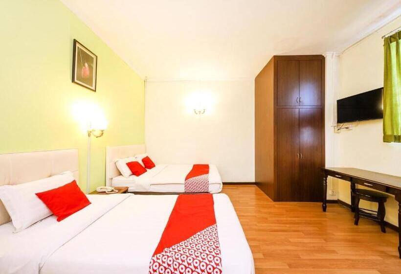 Отель Grand Supreme