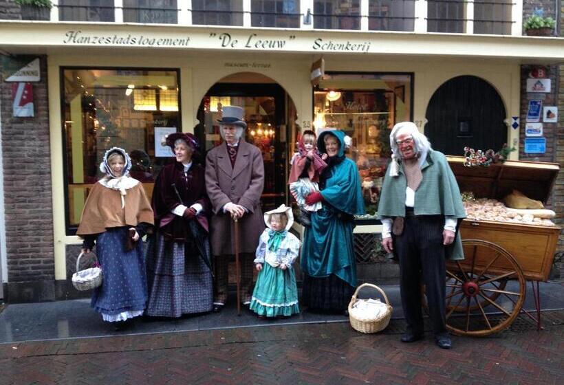 酒店 Hanzestadslogement De Leeuw, In Het Centrum, Met Een Binnenplaats, Kamers Met Badkamer En Toilet En