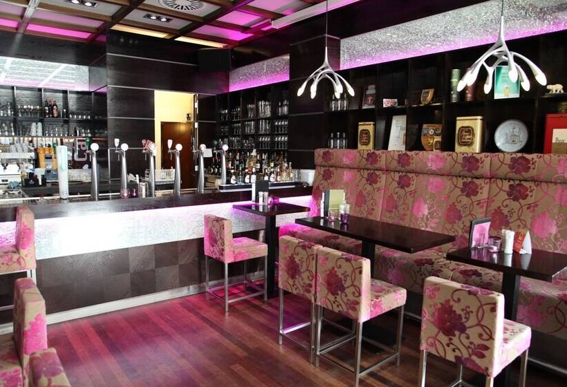 هتل Het Wapen Van Elst