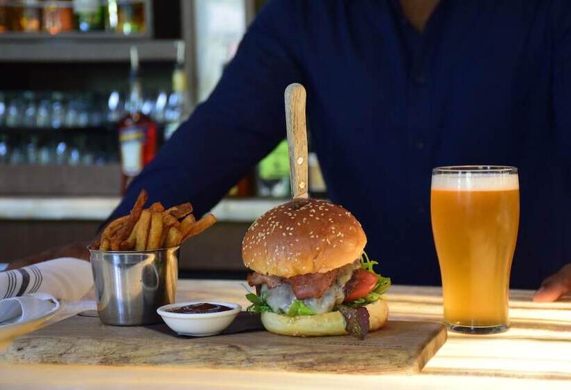 فندق Hockley Valley Resort