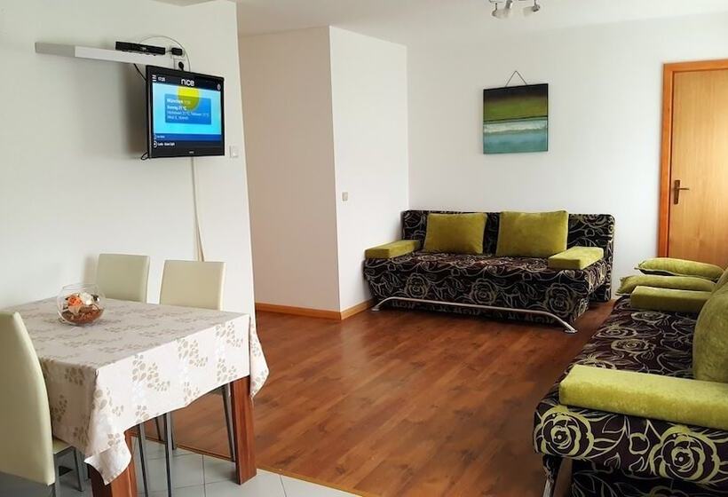 בית מלון כפרי House Delic