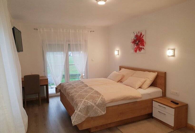 בית מלון כפרי House Delic