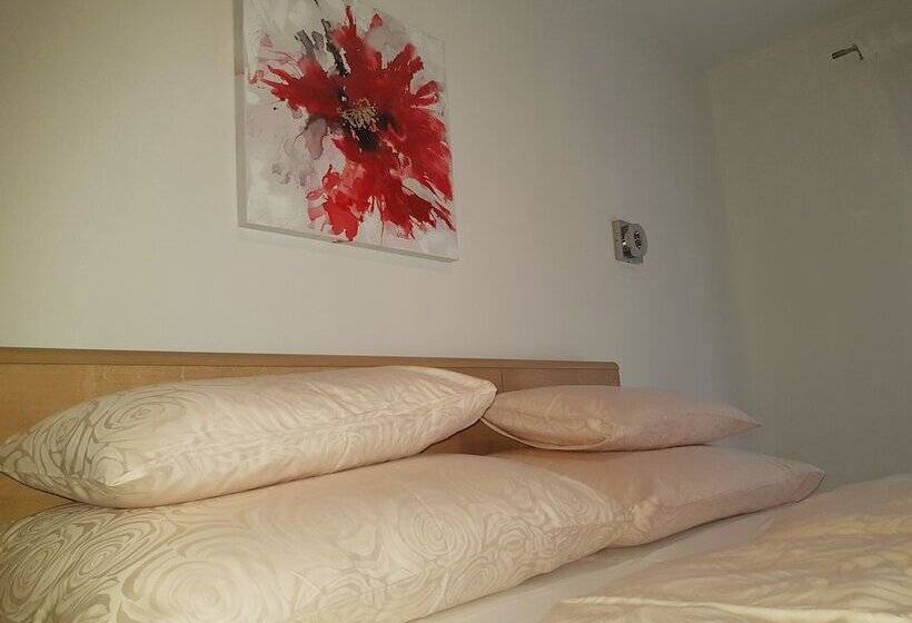 בית מלון כפרי House Delic