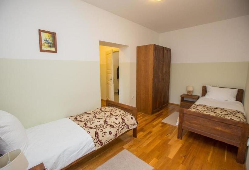 בית מלון כפרי St. Hubert Hunting Lodge