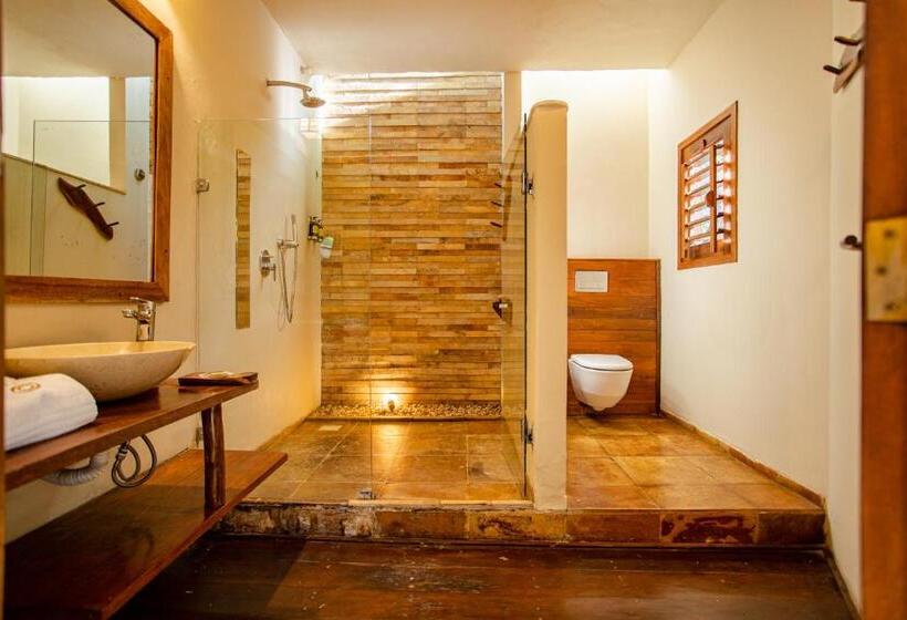 فندق Hurricane Jeri