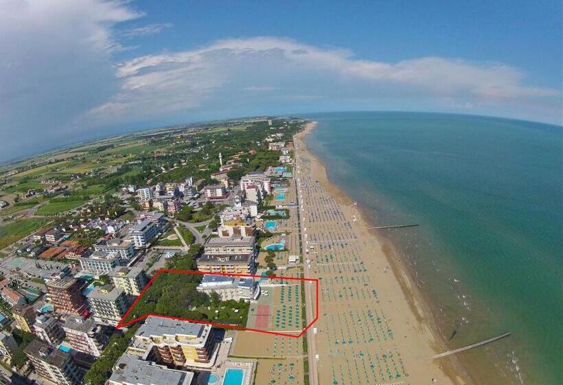 ホテル Janeiro Frontemare