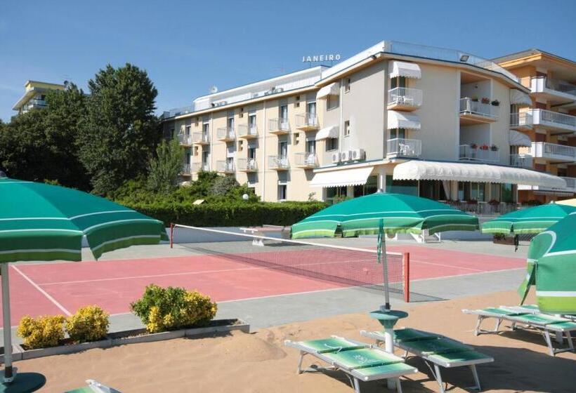 ホテル Janeiro Frontemare