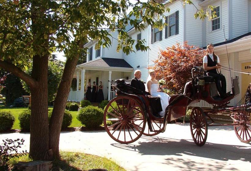 Отель John S Gate Gourmet B&b