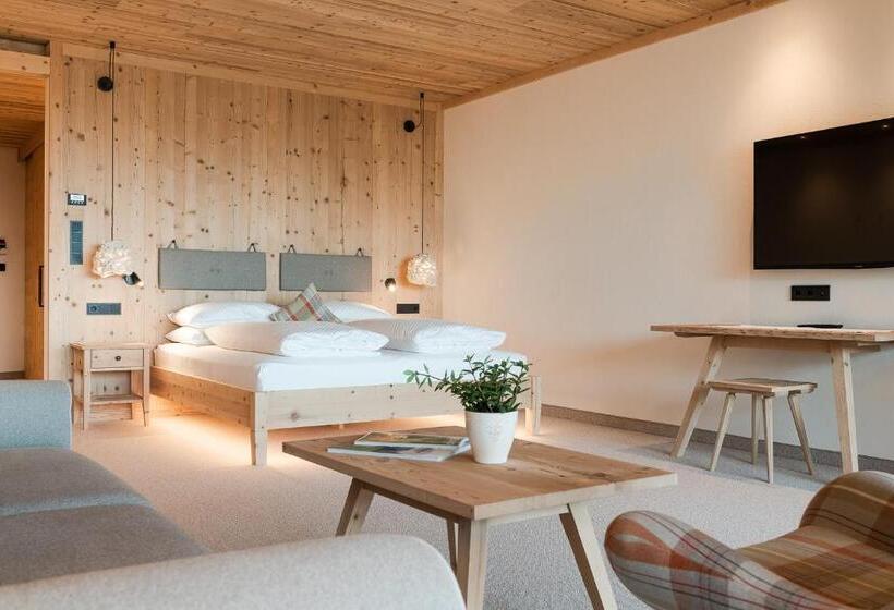 בית מלון כפרי Kassian