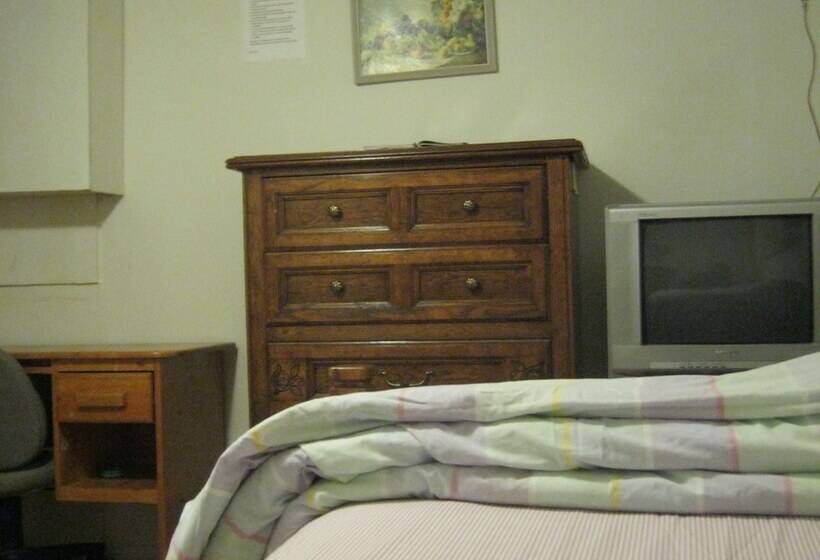 酒店 Kelowna Okanagan Lake Hostel