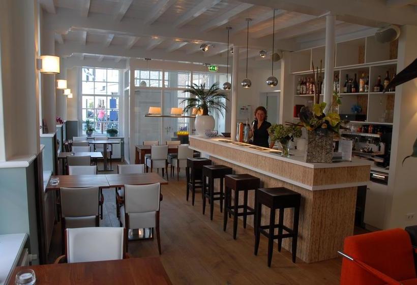 בית מלון כפרי Kom!