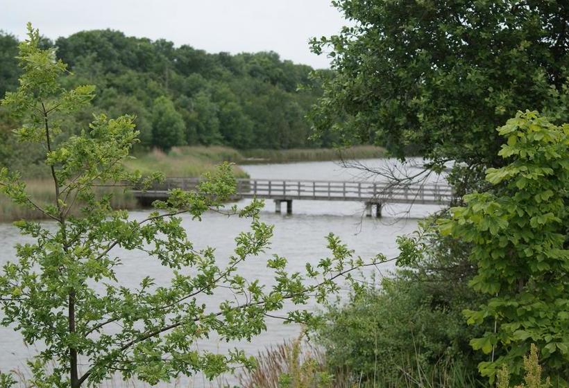 בית מלון כפרי Kom!