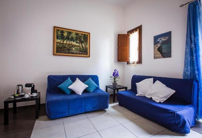 בית מלון כפרי Kyanos Residence