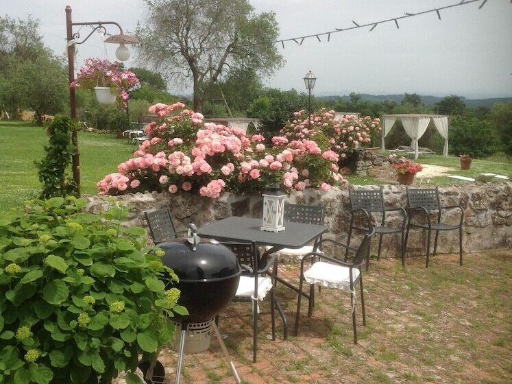 Отель La Canonica Di San Michele