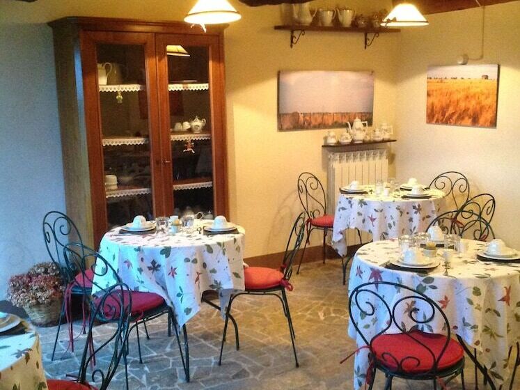 Отель La Canonica Di San Michele