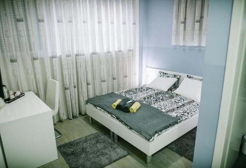 בית מלון כפרי Lux B&b