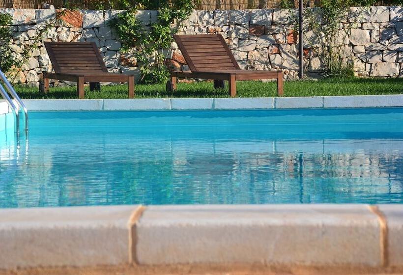 בית מלון כפרי Masseria Sant'angelo