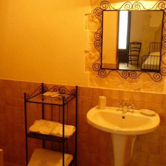 בית מלון כפרי Masseria Sant'angelo