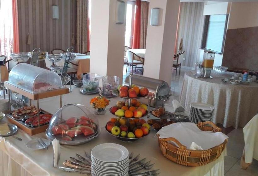 בית מלון כפרי Neva