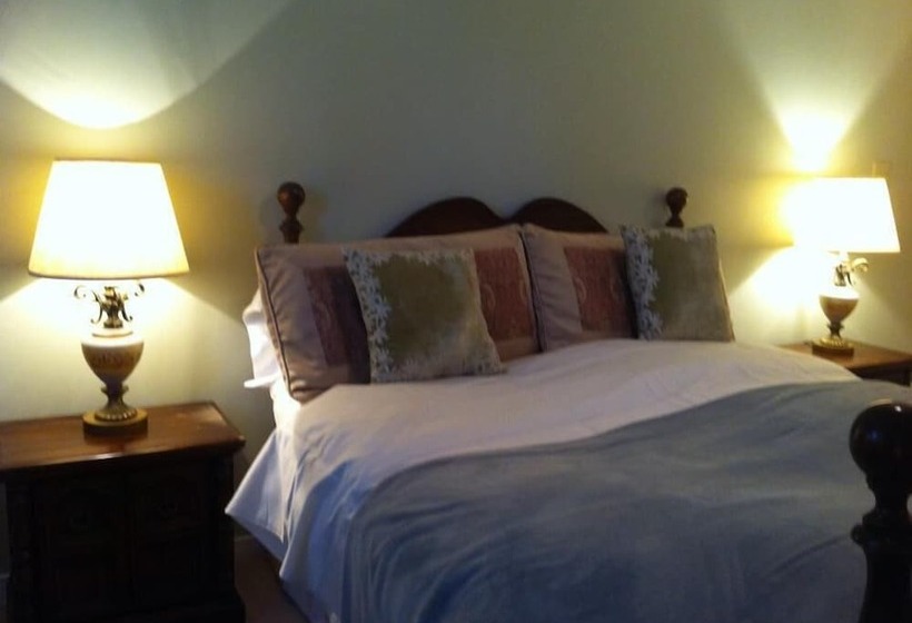 ホテル Niagara On The Lake Furnished Rentals