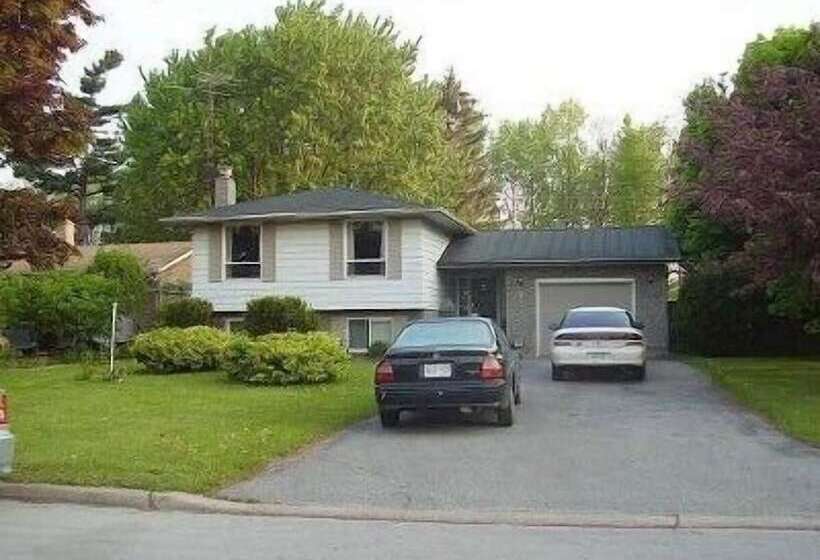 ホテル Niagara On The Lake Furnished Rentals