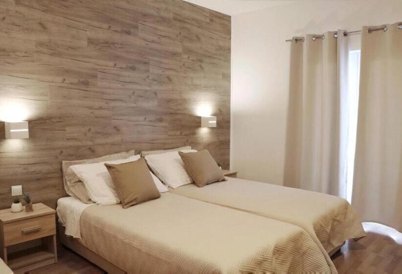 בית מלון כפרי Orion