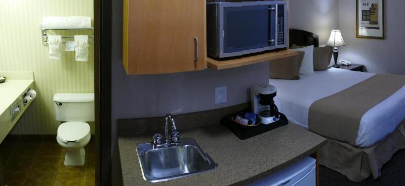 فندق Peavine Inn And Suites High Prairie