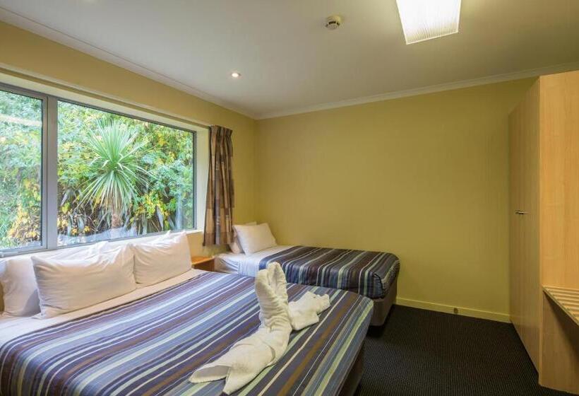 酒店 Pinewood Queenstown