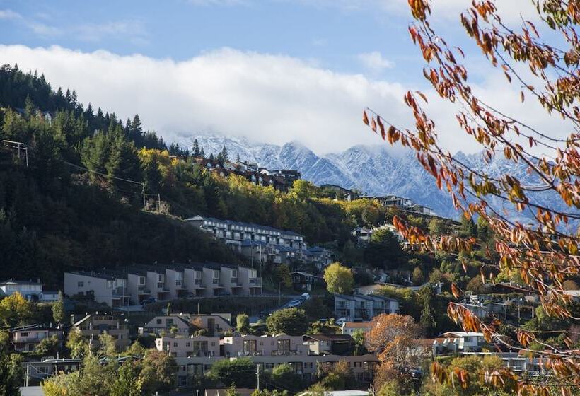 酒店 Pinewood Queenstown