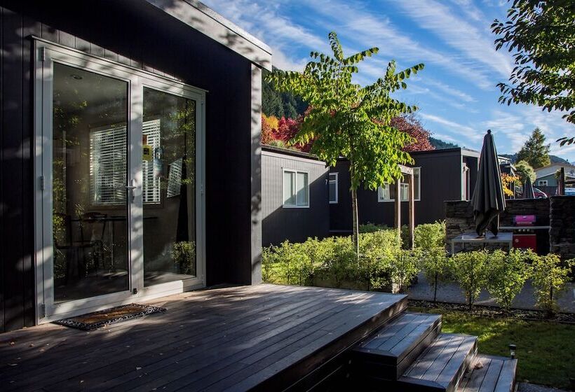 酒店 Pinewood Queenstown