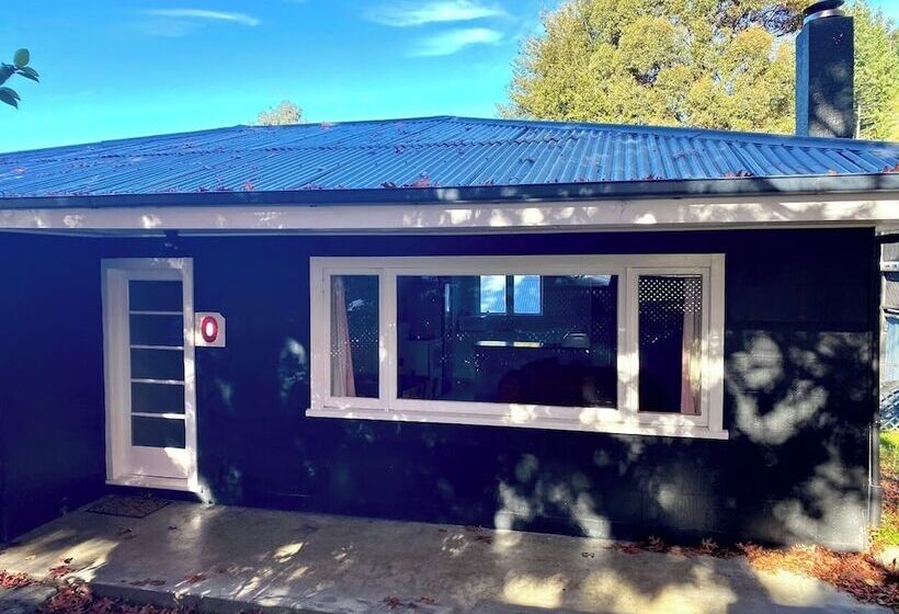 酒店 Pinewood Queenstown