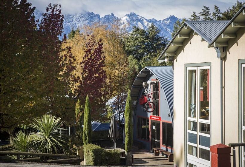 酒店 Pinewood Queenstown