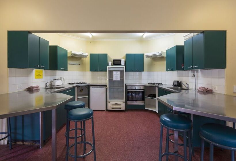 酒店 Pinewood Queenstown