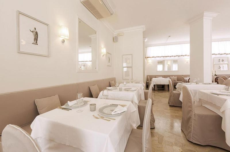 فندق Plaza Esplanade