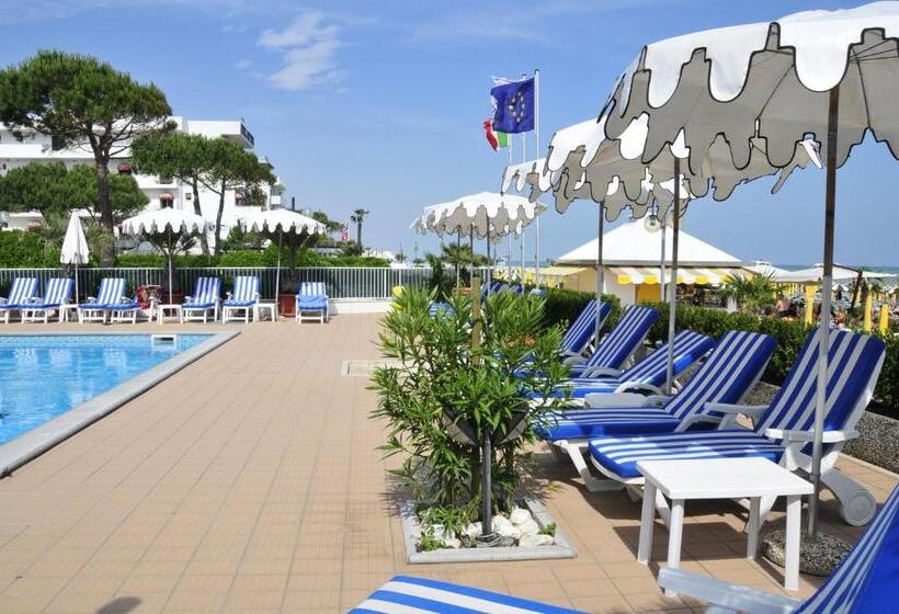 فندق Plaza Esplanade