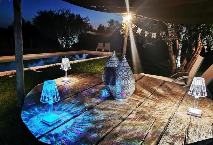 هتل Podere Montecorno