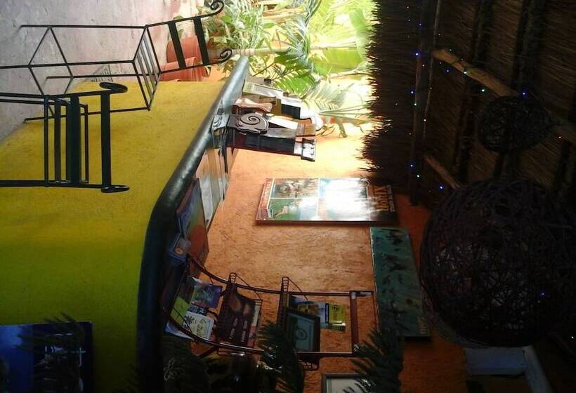 هتل Posada Malix Pek