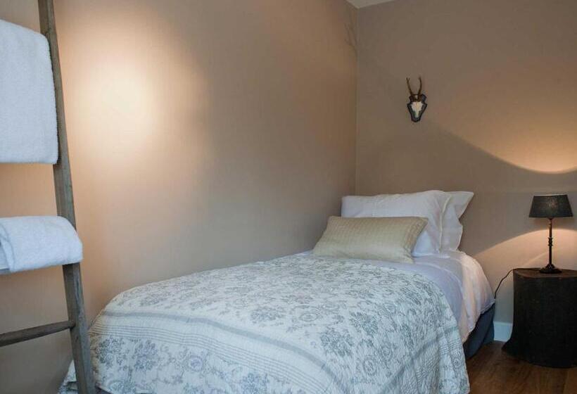 호텔 & Restaurant Meneer Van Eijck