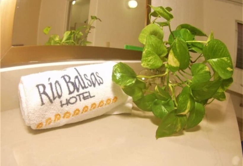 ホテル Rio Balsas
