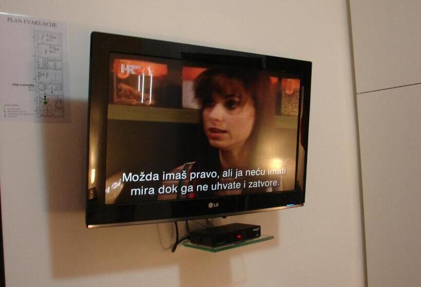 בית מלון כפרי Rooms Levicki