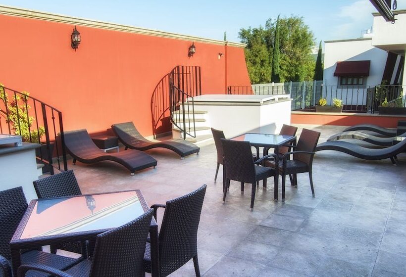 Отель San Xavier