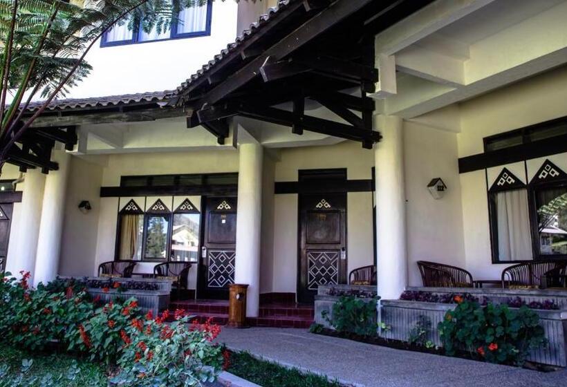 هتل Sibayak Internasional