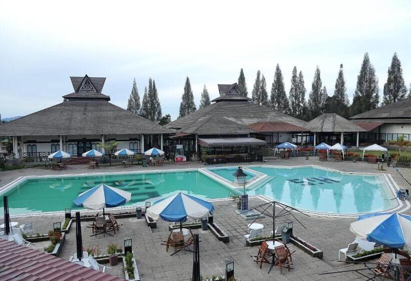 호텔 Sibayak Internasional