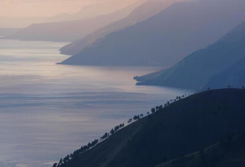 호텔 Sibayak Internasional