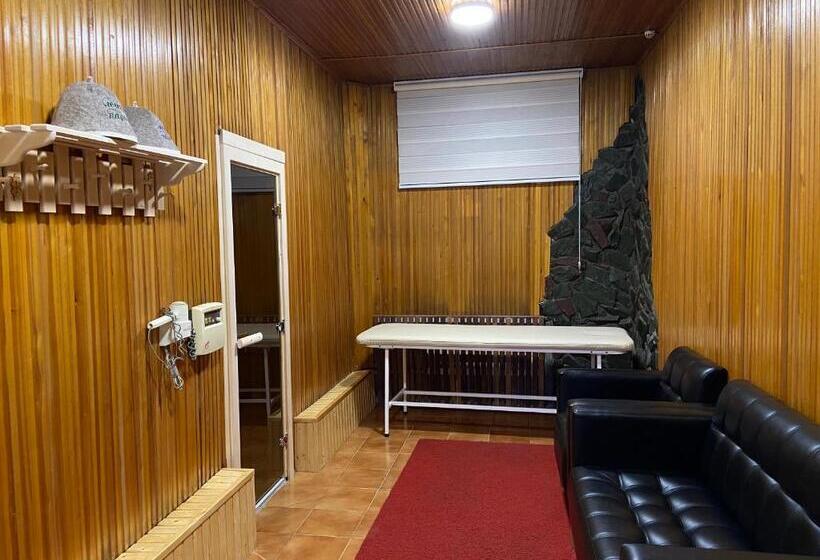 هتل Silk Road Lodge