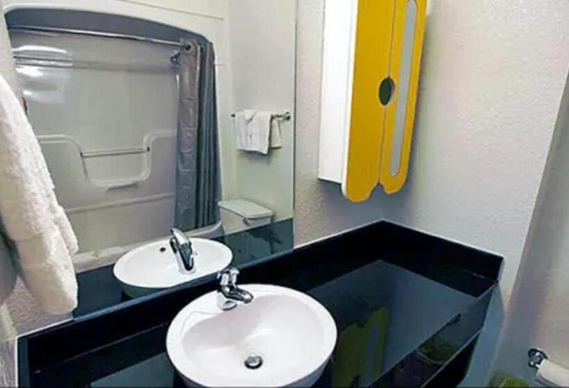 ホテル Studio 6 Toronto   Mississauga With Kitchenettes