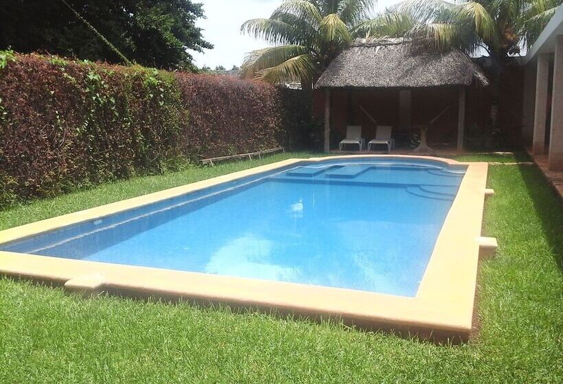 בית מלון כפרי Tunich Beh