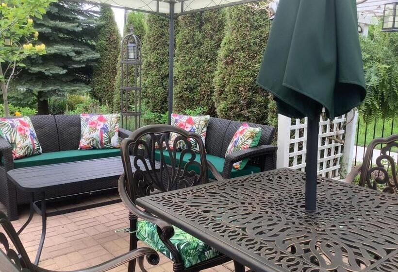 ホテル Via Veneto Old Town