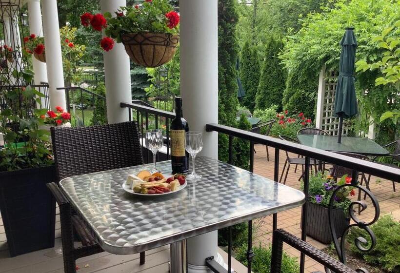 ホテル Via Veneto Old Town