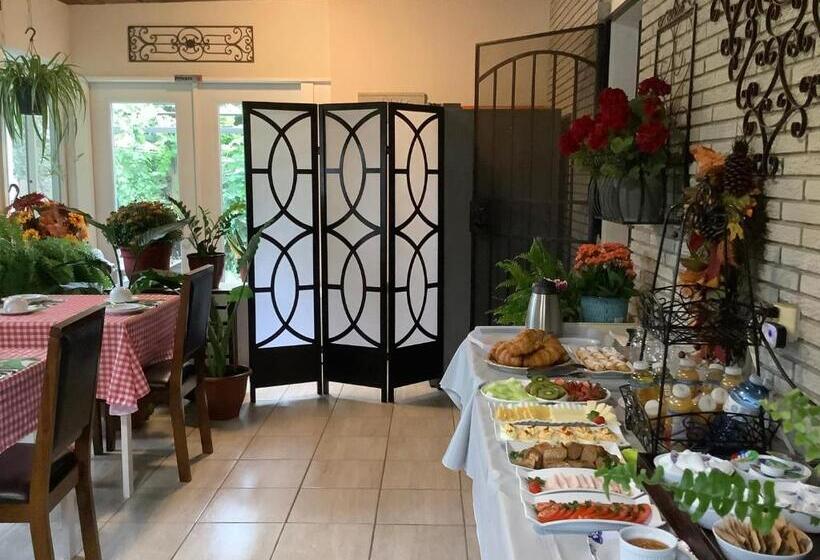 ホテル Via Veneto Old Town